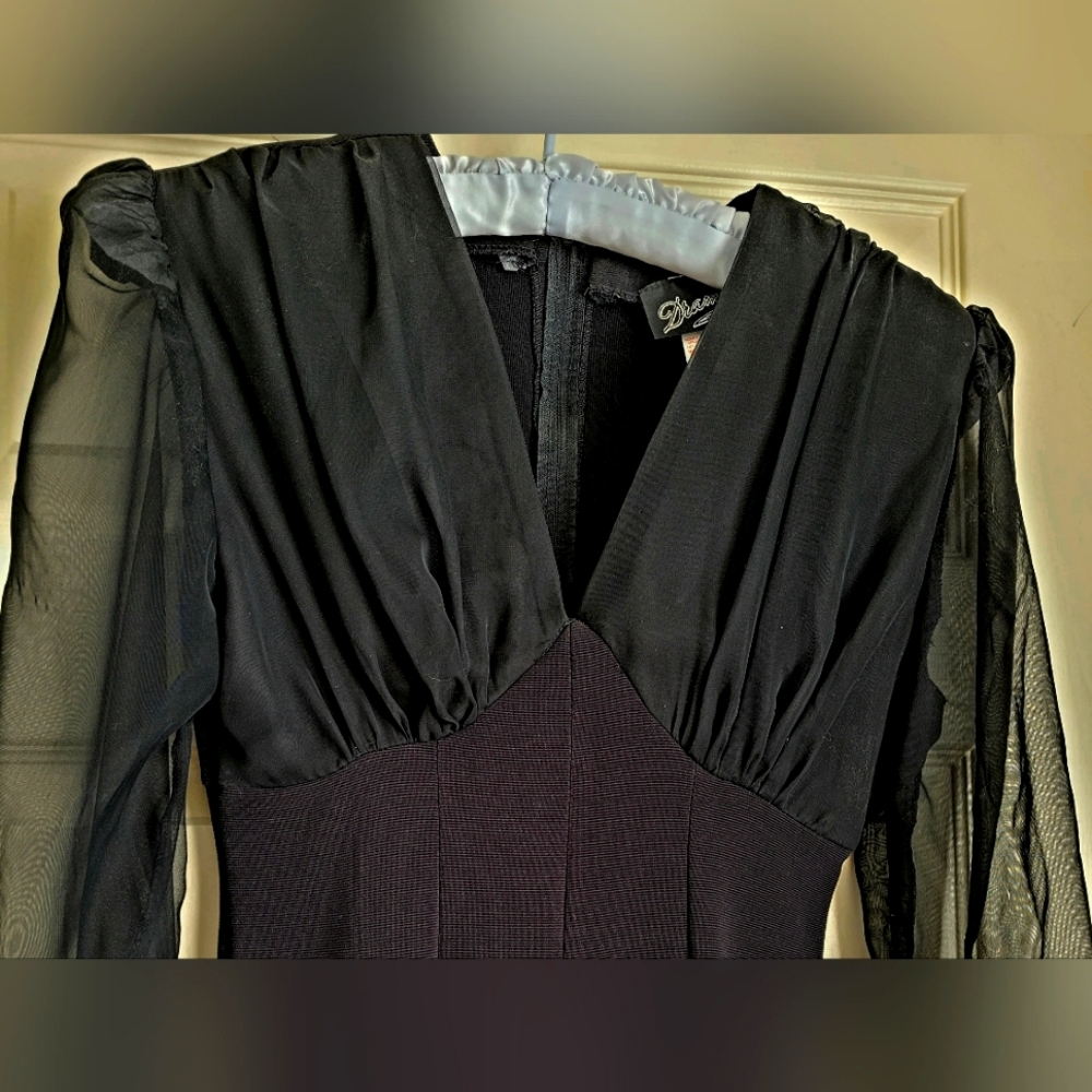 New Vintage Jumpsuit in polyester an lycra.
